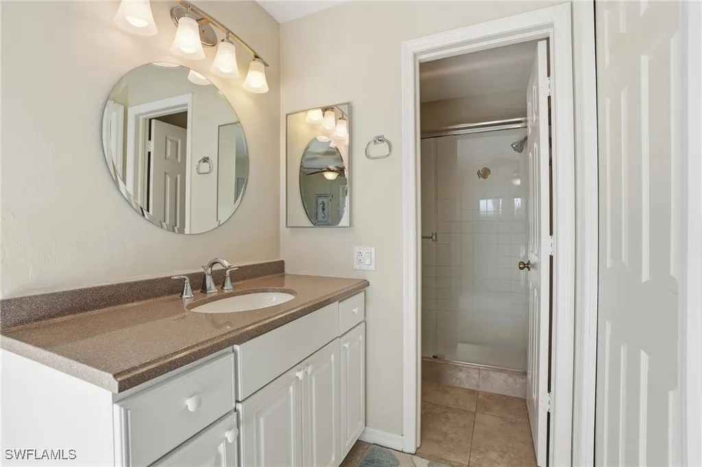 1175 Mainsail Drive Naples FL 34114