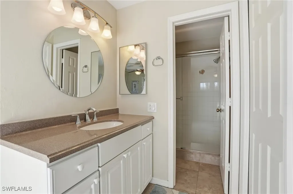 1175 Mainsail Drive Naples FL 34114