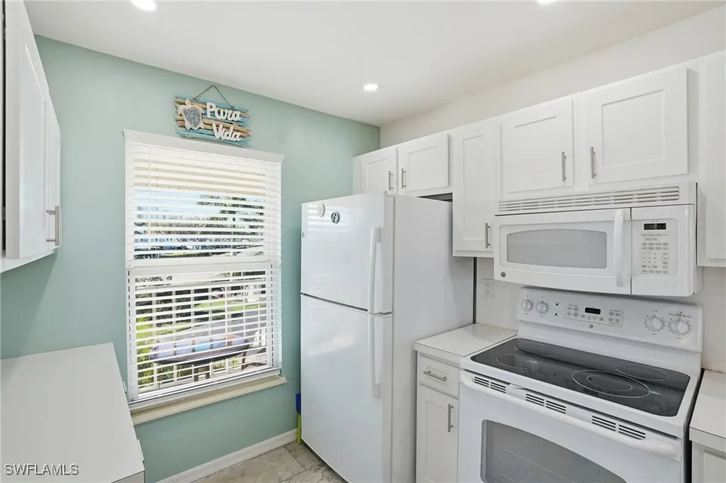 1175 Mainsail Drive Naples FL 34114