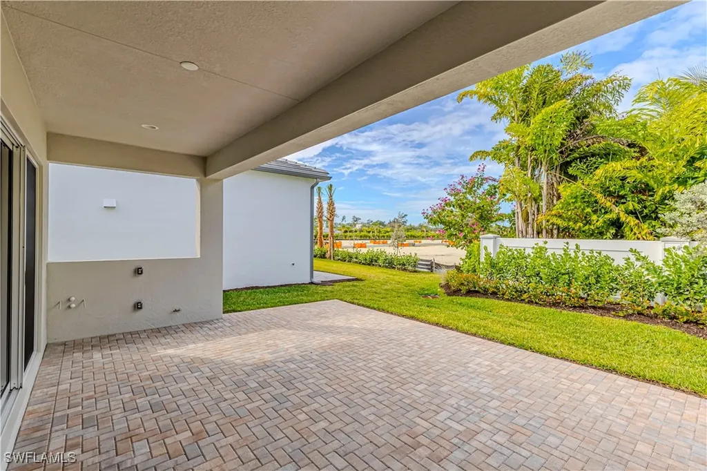 2691 Ridgecrest Place Naples FL 34112