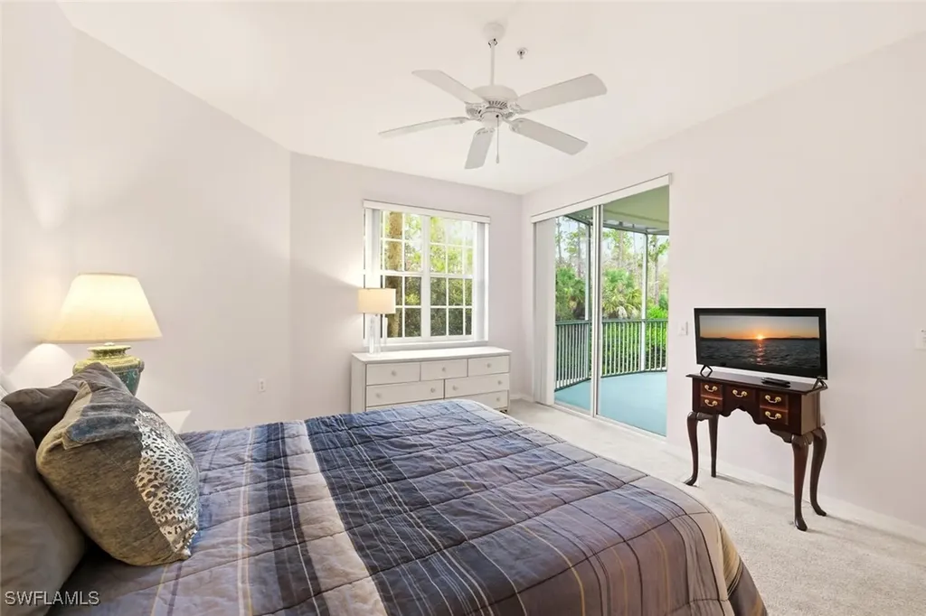 4843 Hampshire Court Naples FL 34112