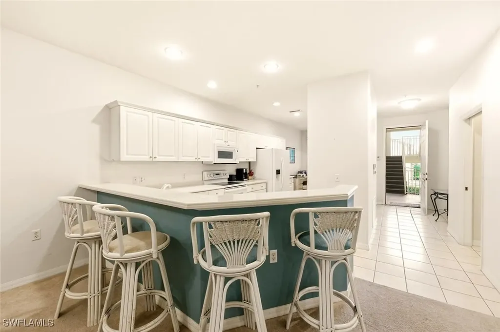 4843 Hampshire Court Naples FL 34112