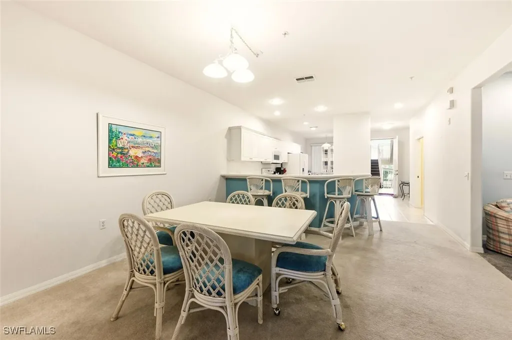 4843 Hampshire Court Naples FL 34112