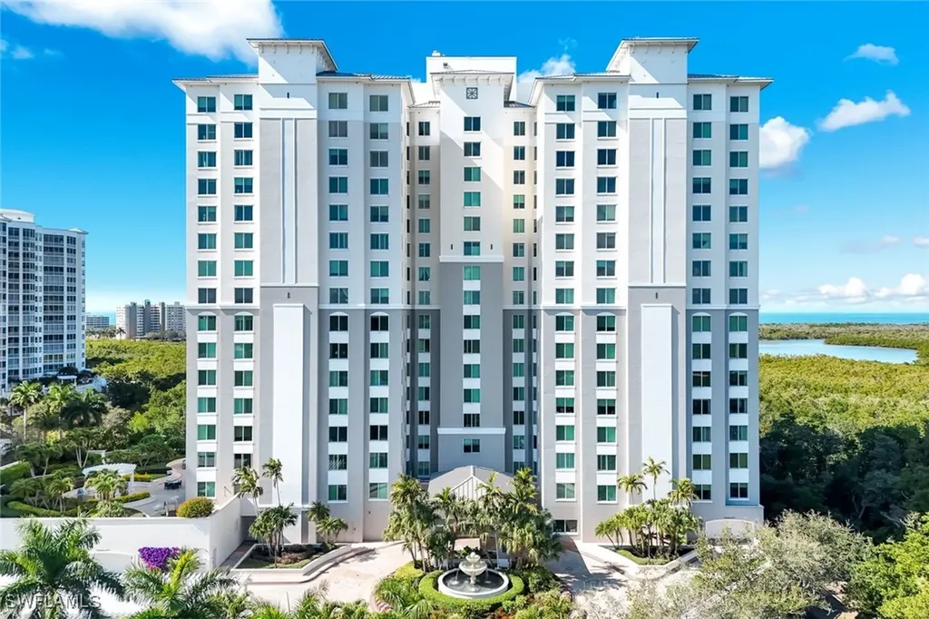 Naples FL, 265 Indies Way, Unit 502