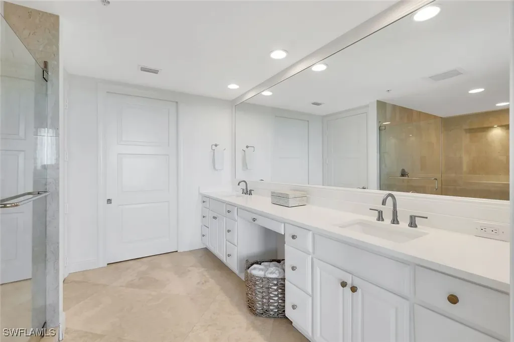 265 Indies Way Naples FL 34110