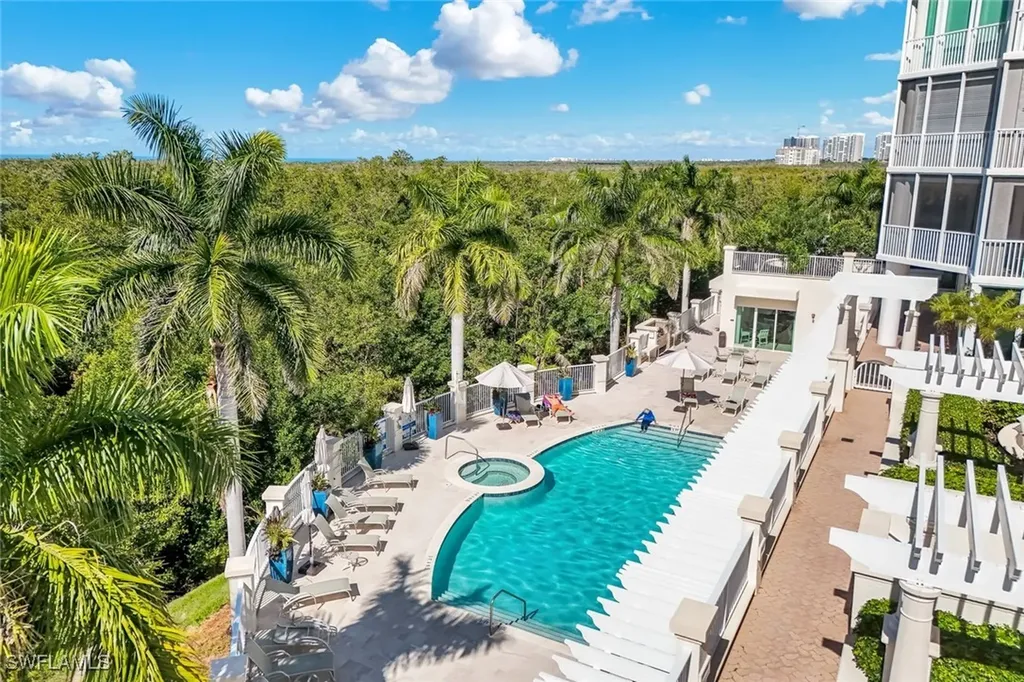 265 Indies Way Naples FL 34110