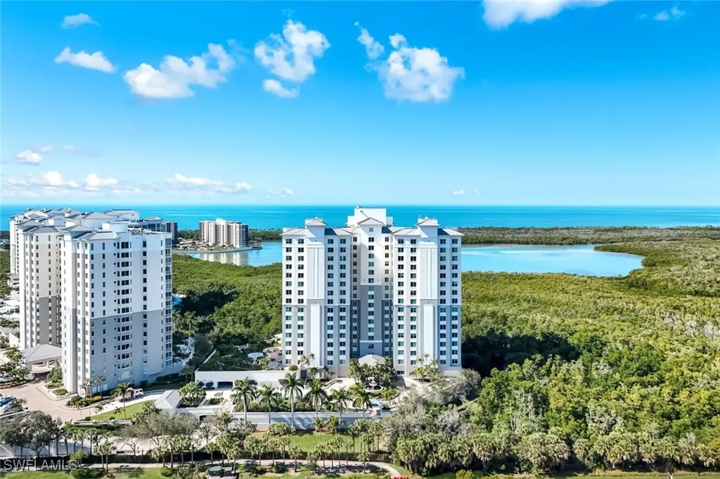 265 Indies Way Naples FL 34110