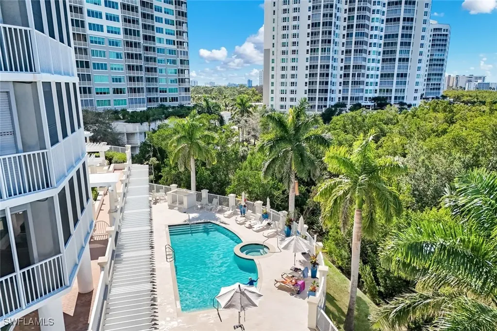 265 Indies Way Naples FL 34110