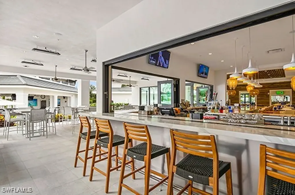 265 Indies Way Naples FL 34110