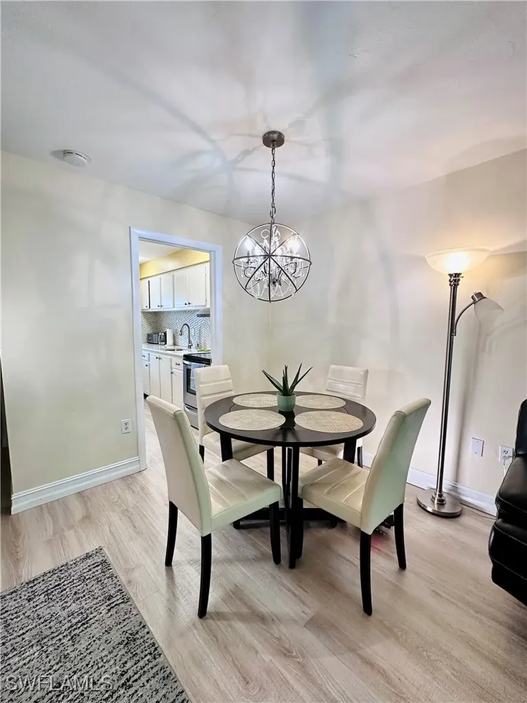 72 7th Street S Naples FL 34102