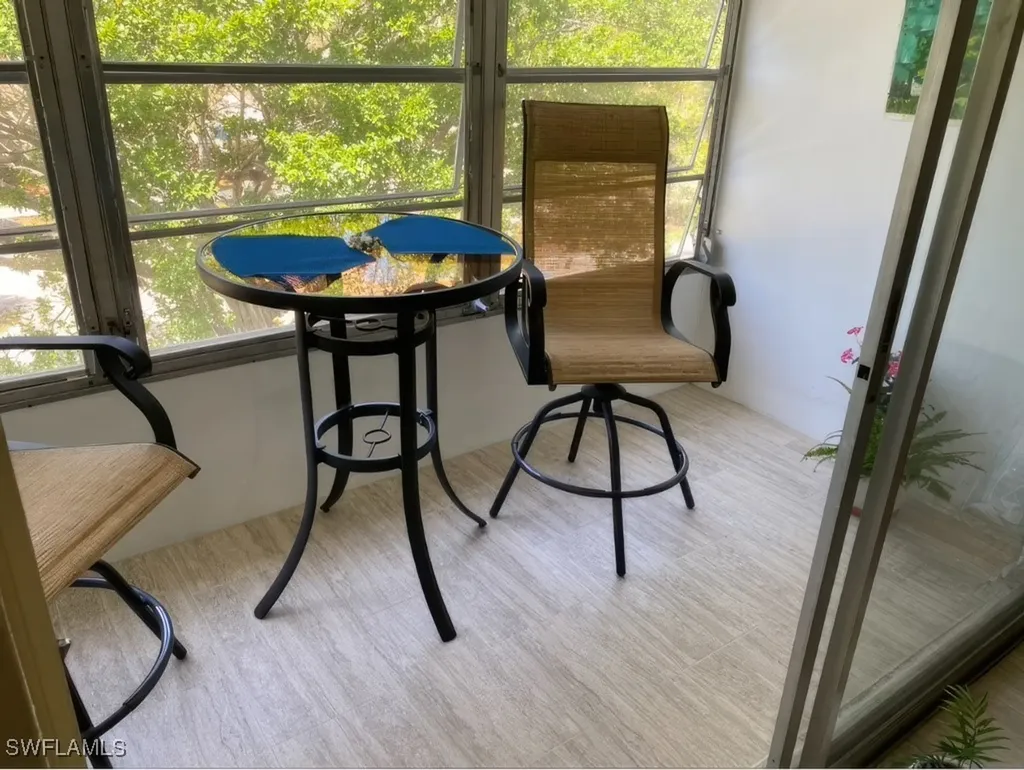 72 7th Street S Naples FL 34102