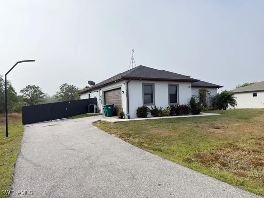 3596 66th Avenue NE Naples FL 34120