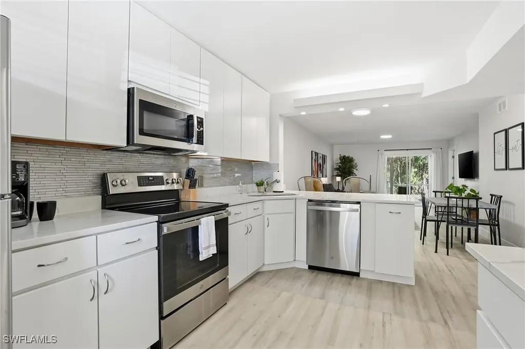 7797 Esmeralda Way Naples FL 34109