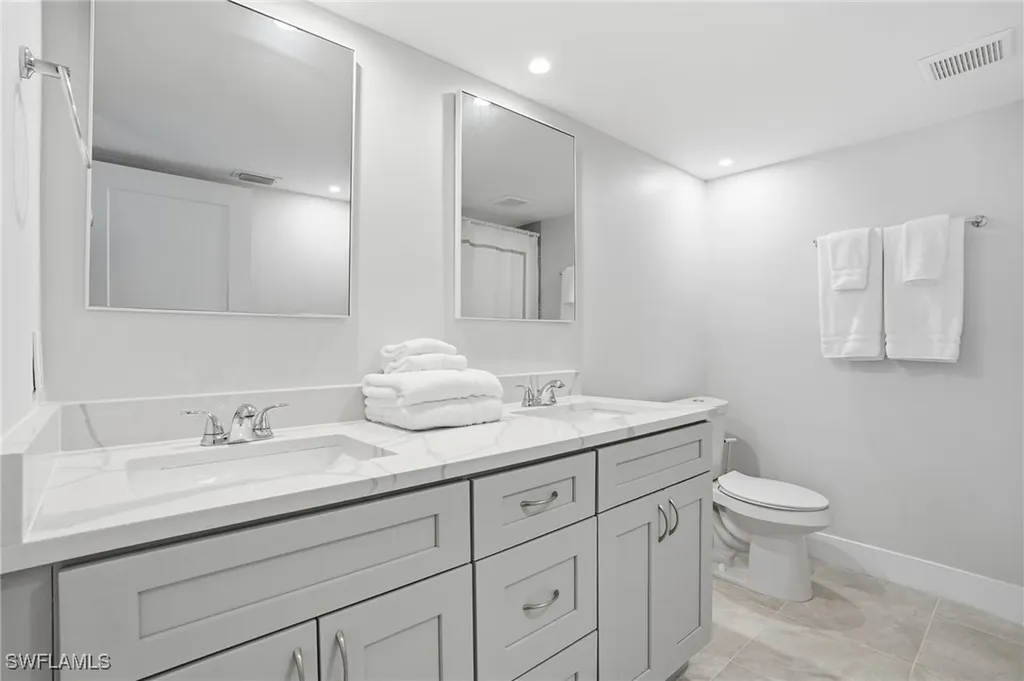 7797 Esmeralda Way Naples FL 34109