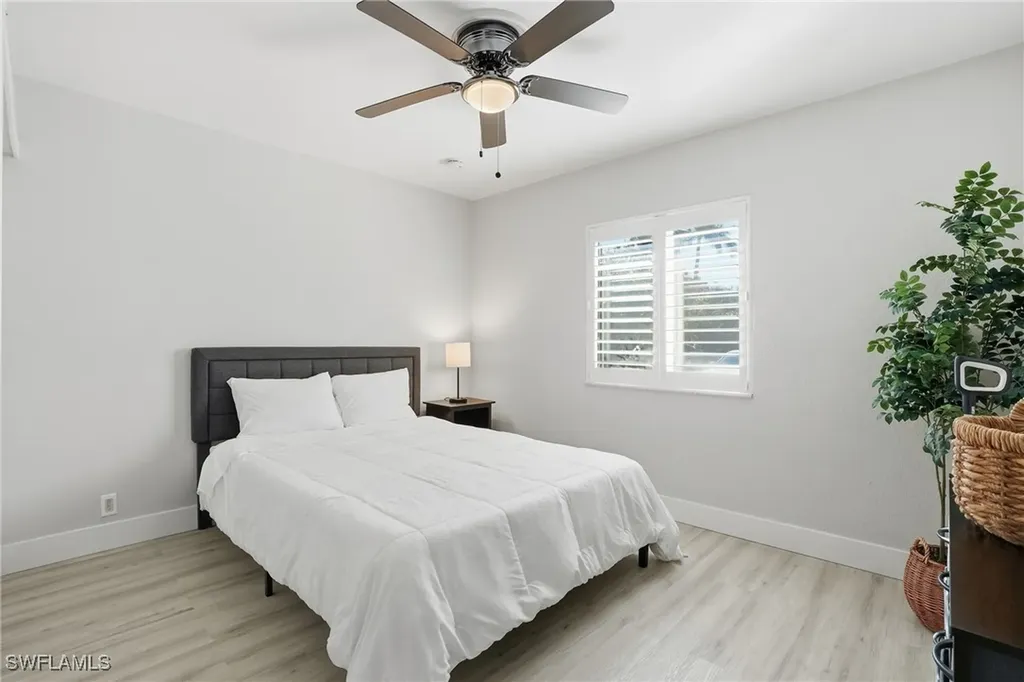 7797 Esmeralda Way Naples FL 34109