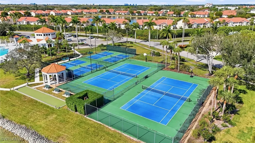 7797 Esmeralda Way Naples FL 34109