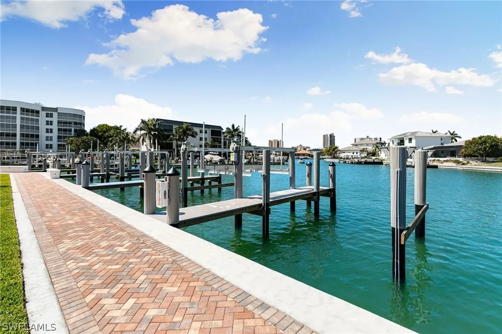 860 Panama Court Marco Island FL 34145