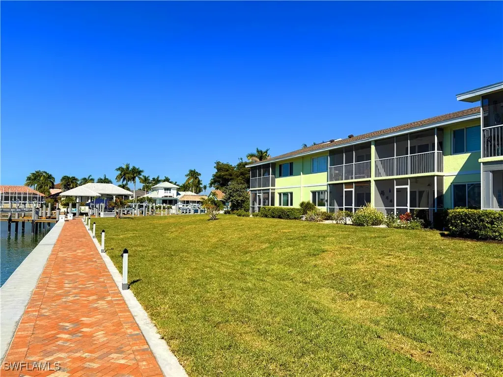 860 Panama Court Marco Island FL 34145