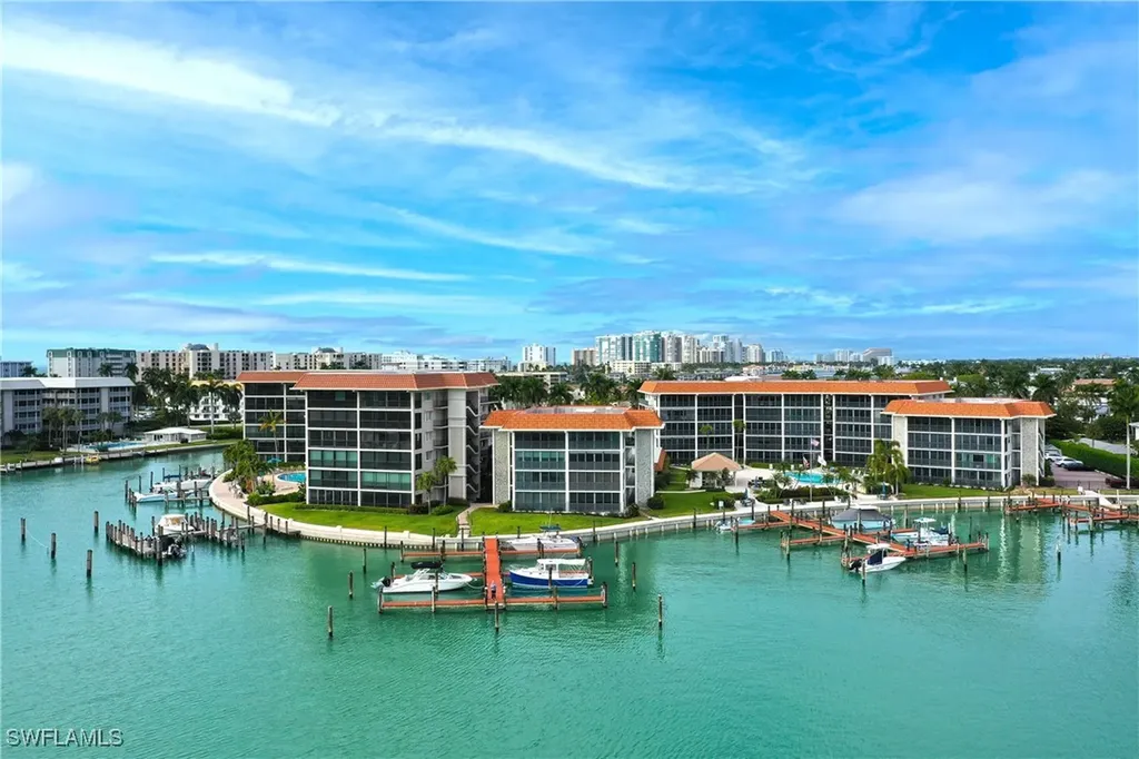 222 Harbour Drive Naples FL 34103