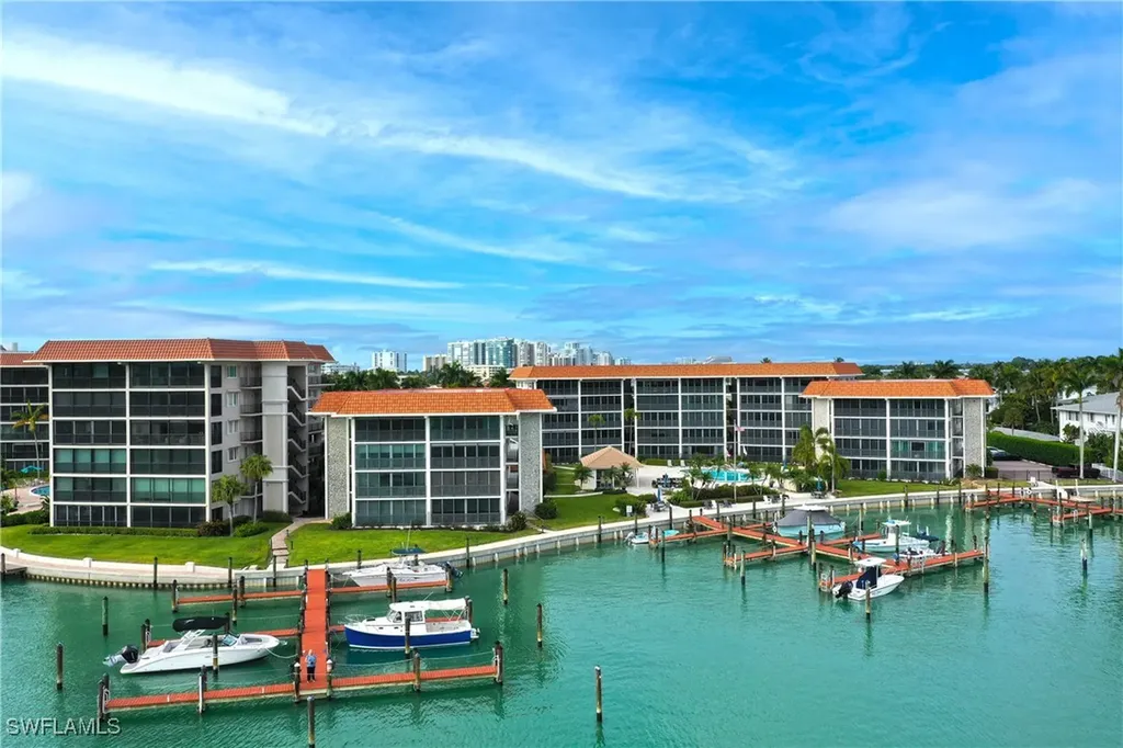 222 Harbour Drive Naples FL 34103