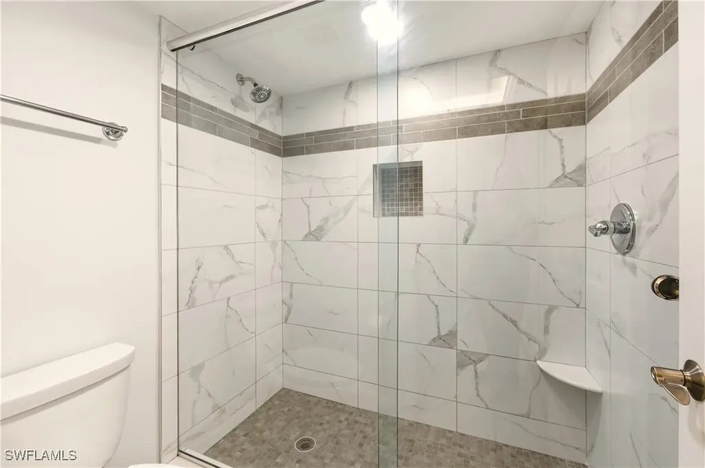 222 Harbour Drive Naples FL 34103