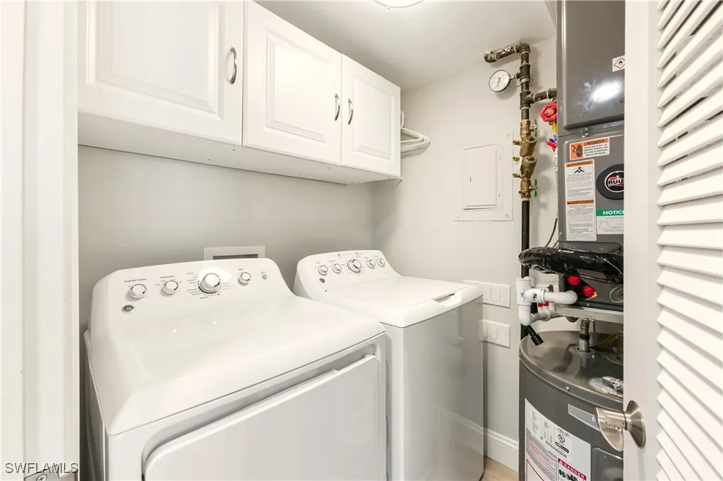 222 Harbour Drive Naples FL 34103