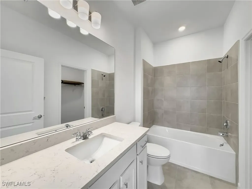 3748 Passion Vine Drive Alva FL 33920