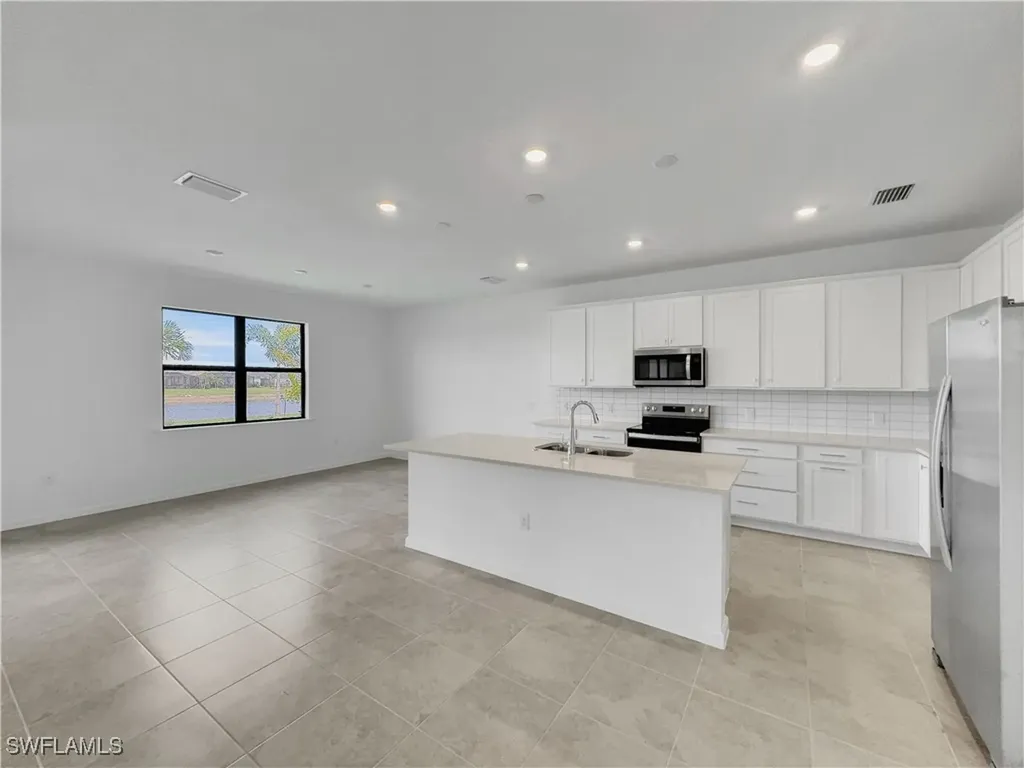 3748 Passion Vine Drive Alva FL 33920
