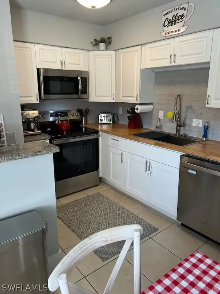 23302/23310 Robin Drive Punta Gorda FL 33980