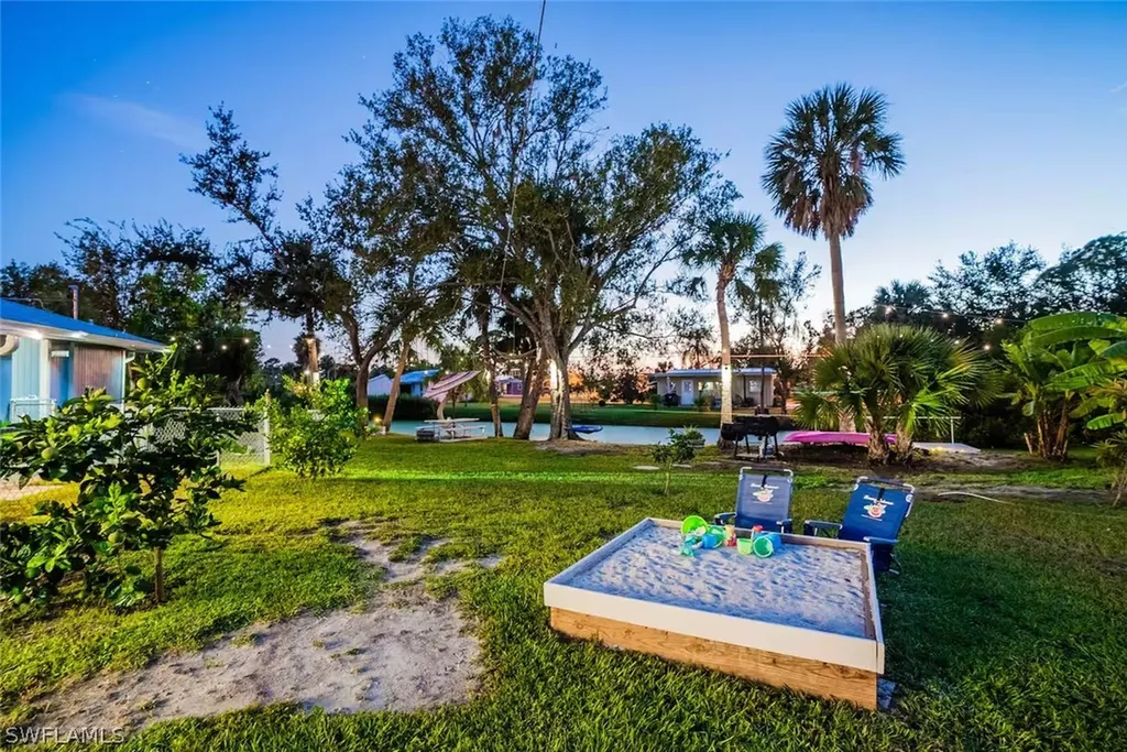 23302/23310 Robin Drive Punta Gorda FL 33980