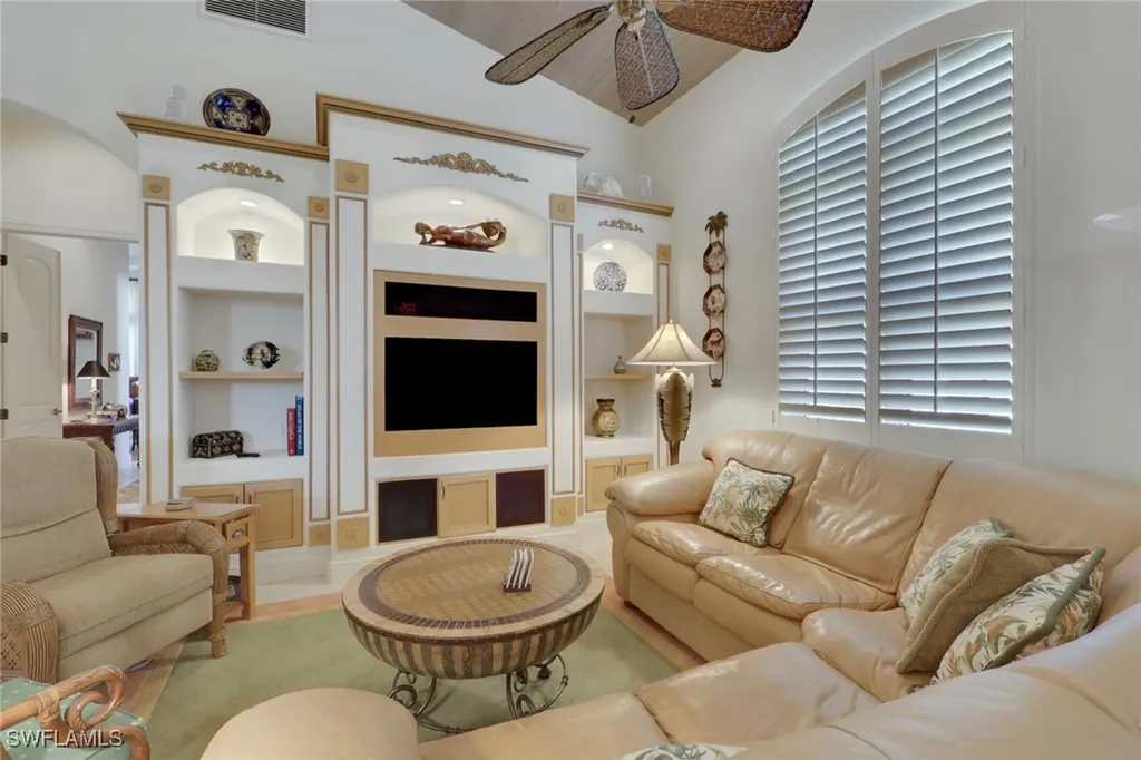 435 Terracina Way Naples FL 34119