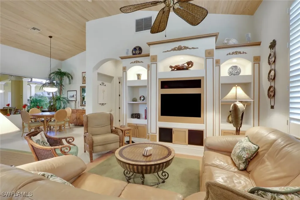 435 Terracina Way Naples FL 34119
