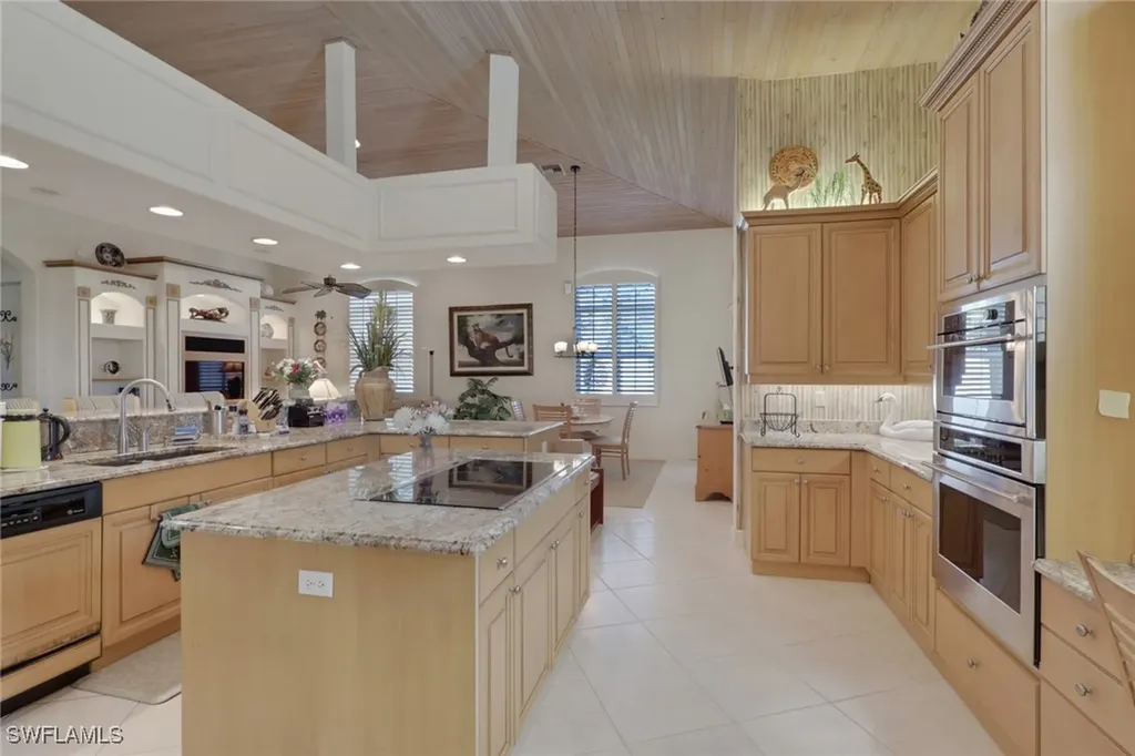 435 Terracina Way Naples FL 34119