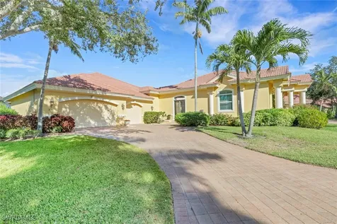 435 Terracina Way Naples FL 34119