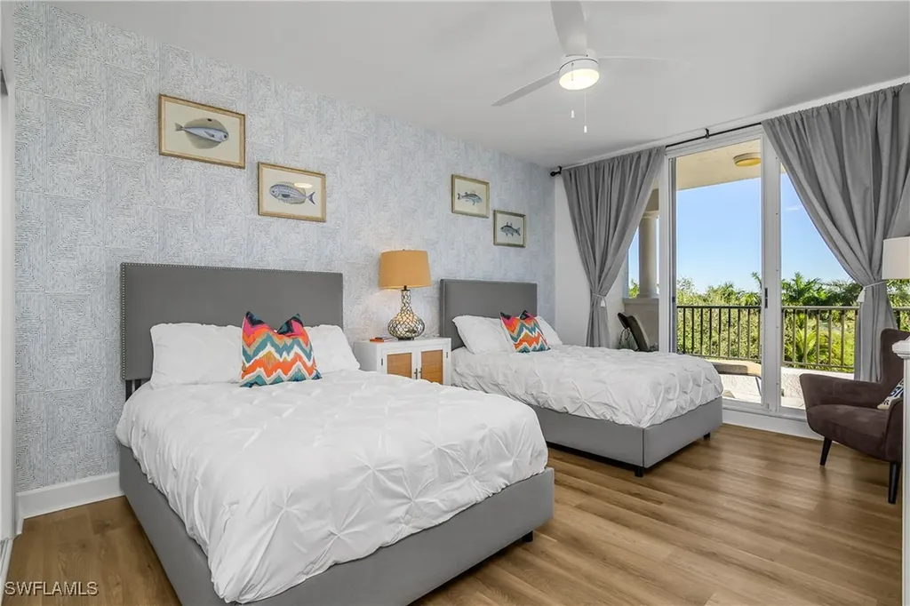 8990 Bay Colony Drive Naples FL 34108