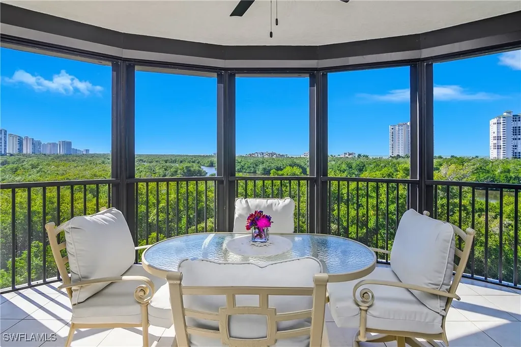 8990 Bay Colony Drive Naples FL 34108