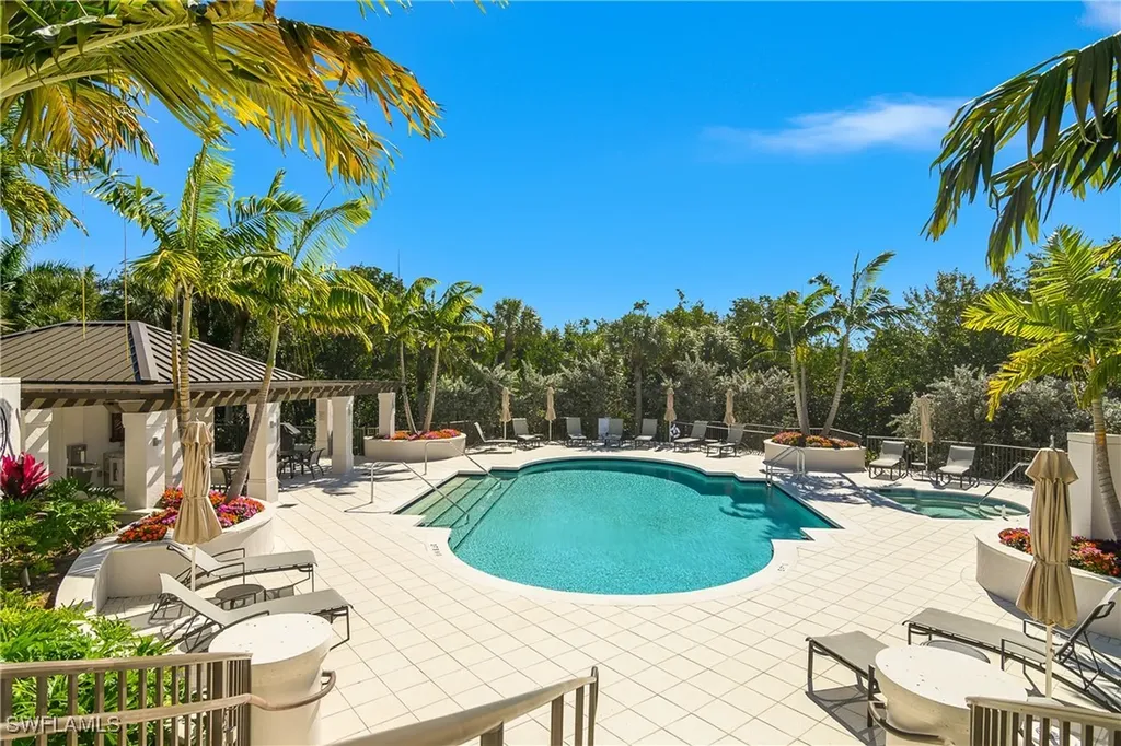 8990 Bay Colony Drive Naples FL 34108