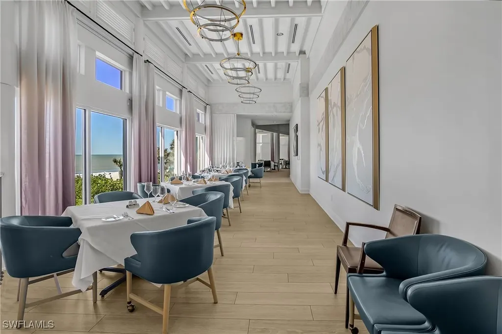 8990 Bay Colony Drive Naples FL 34108