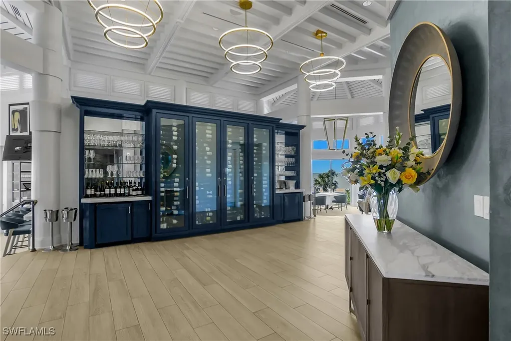 8990 Bay Colony Drive Naples FL 34108