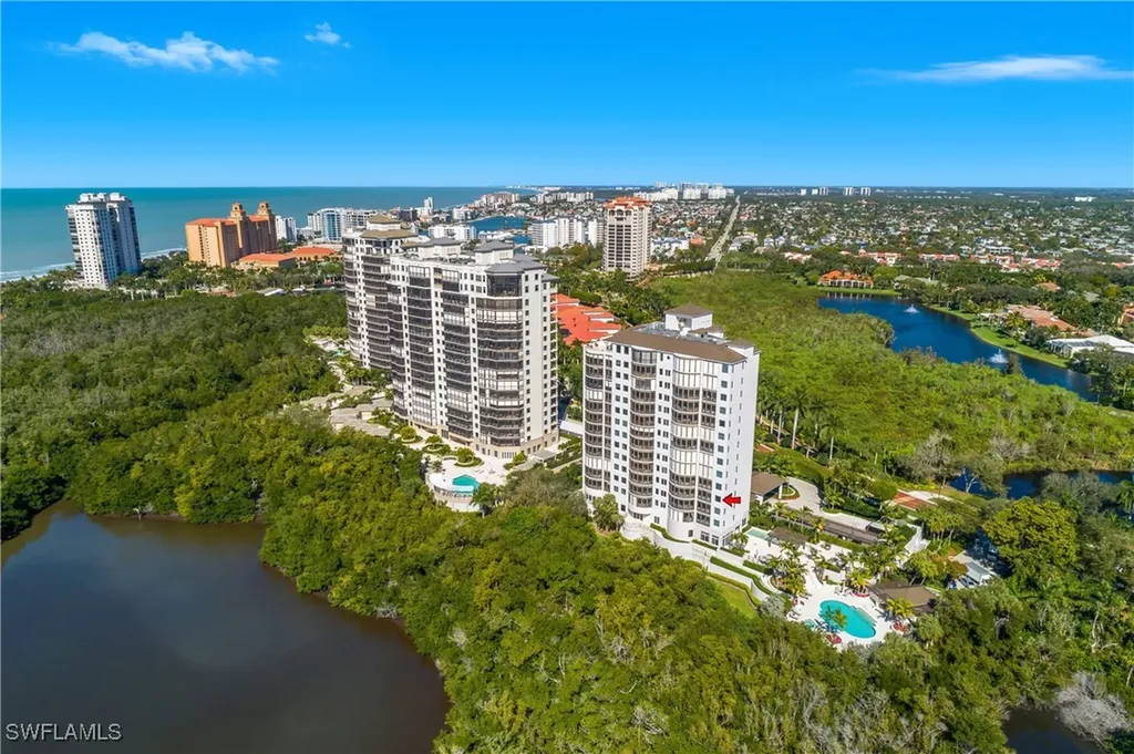 8990 Bay Colony Drive Naples FL 34108