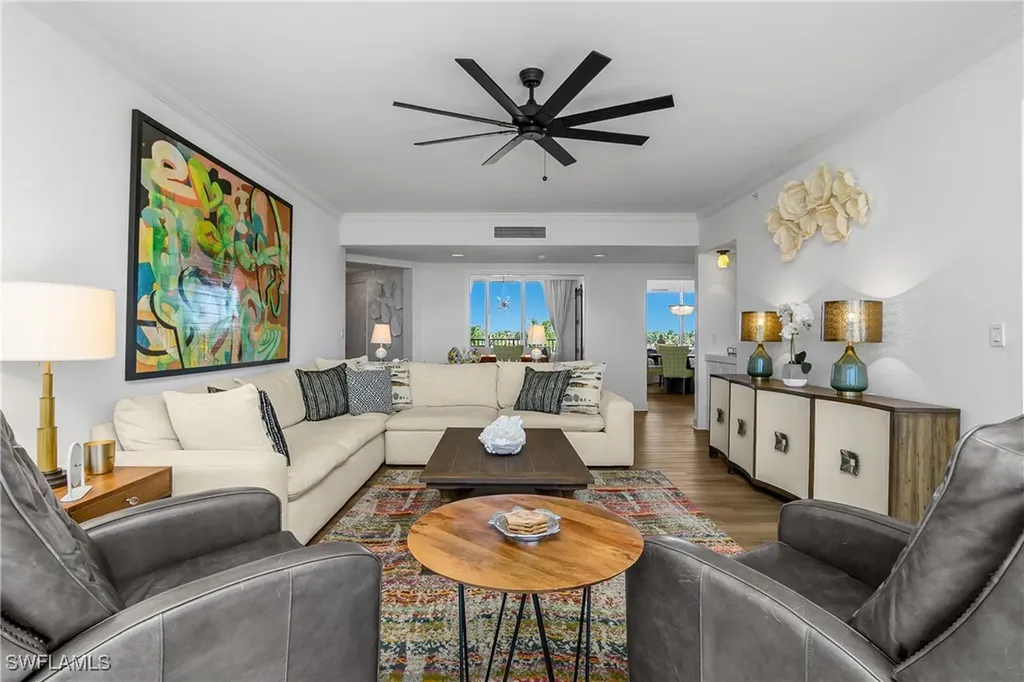 8990 Bay Colony Drive Naples FL 34108