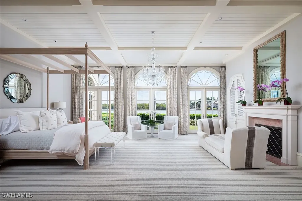 1975 Galleon Drive Naples FL 34102