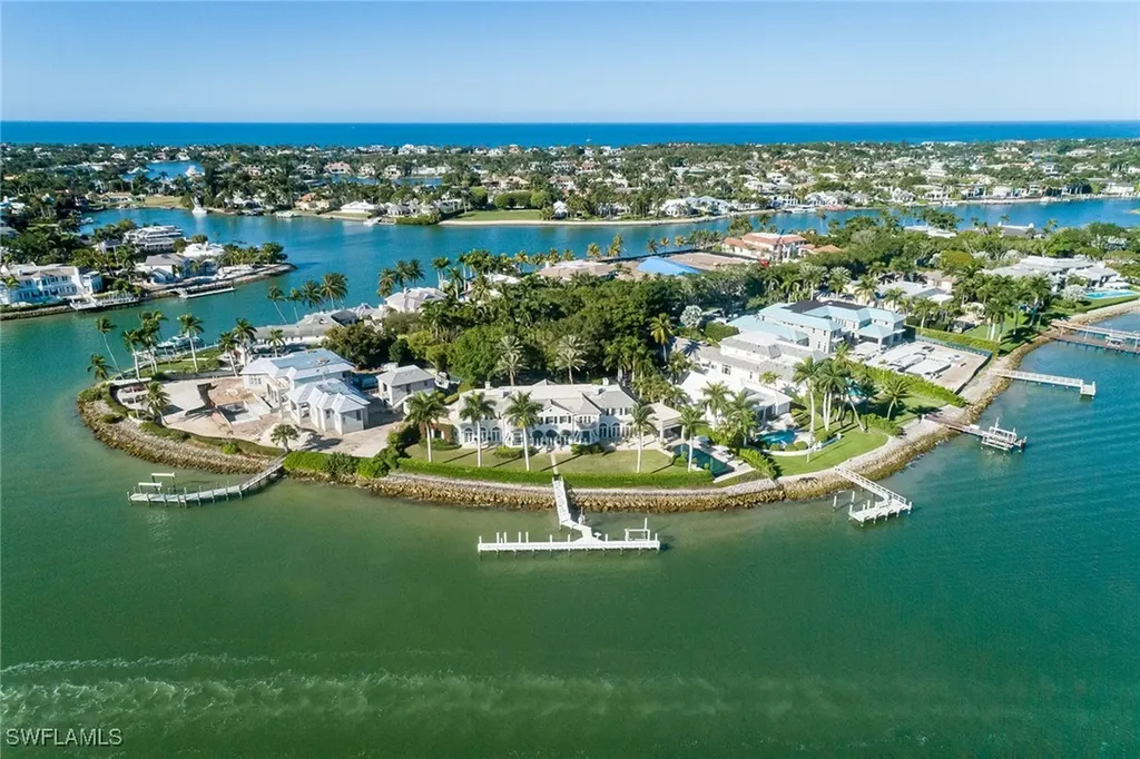 1975 Galleon Drive Naples FL 34102