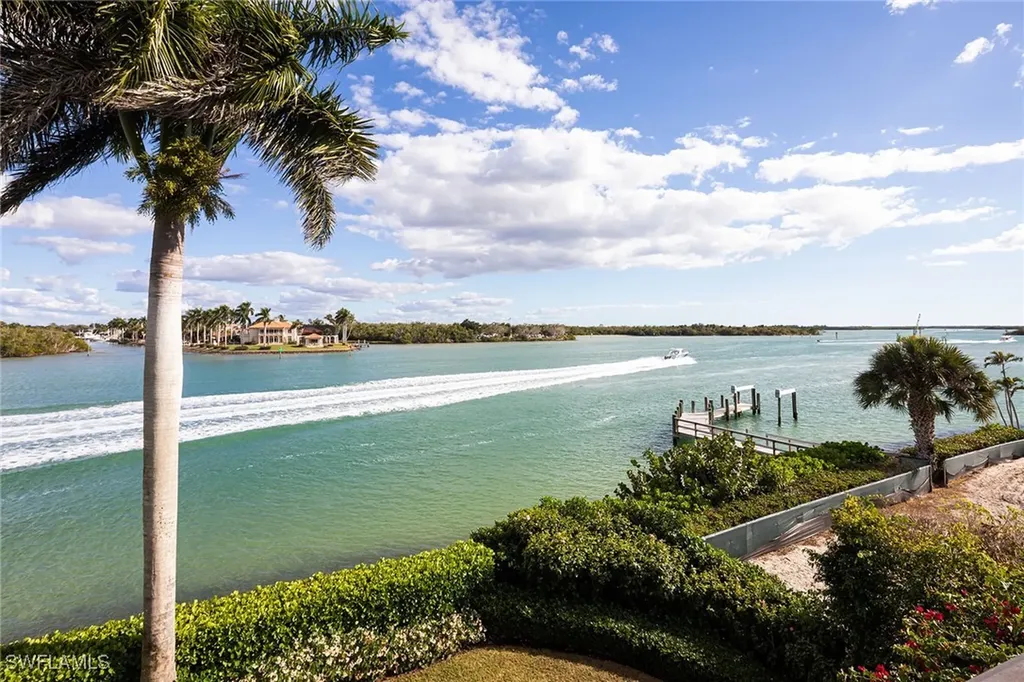 1975 Galleon Drive Naples FL 34102