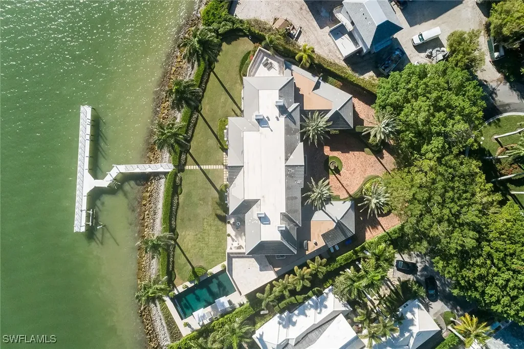 1975 Galleon Drive Naples FL 34102