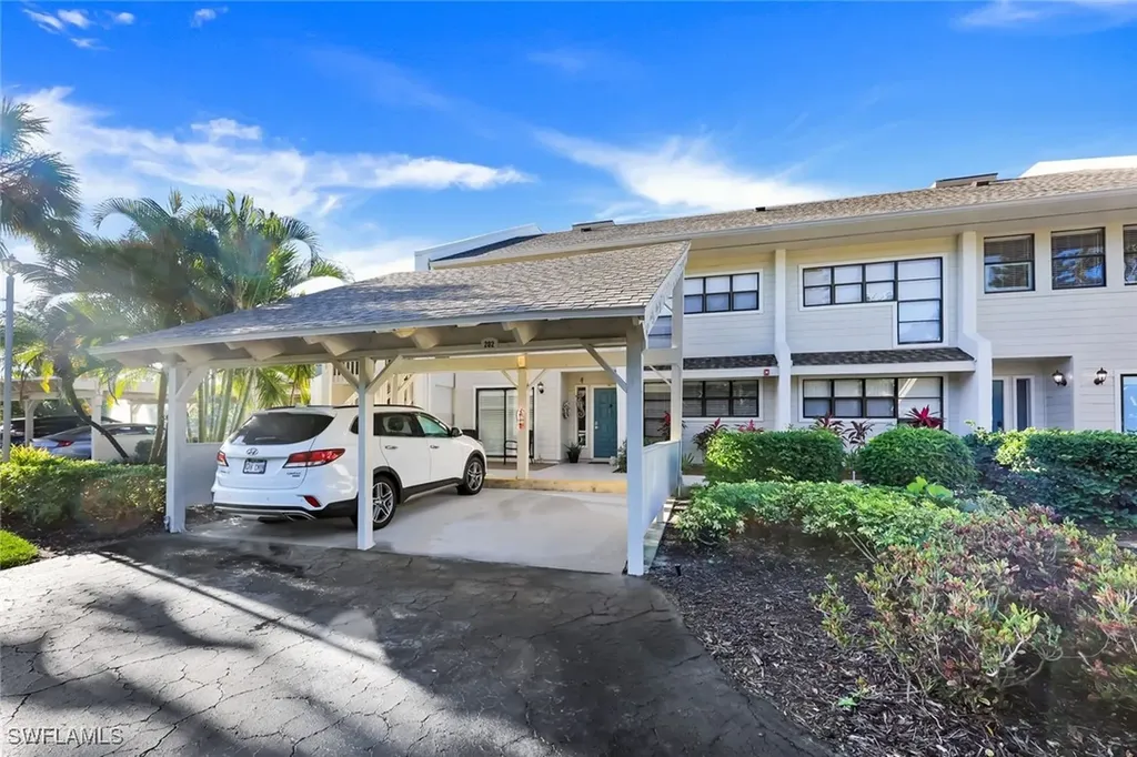 16424 Timberlakes Drive Fort Myers FL 33908