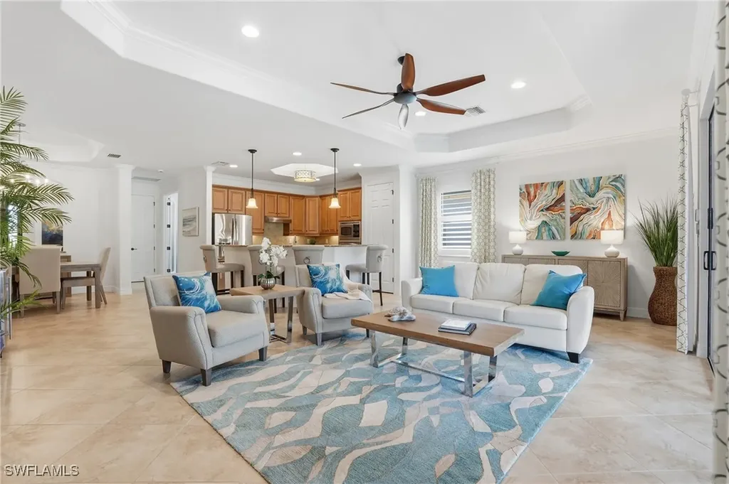 3022 Aviamar Circle Naples FL 34114