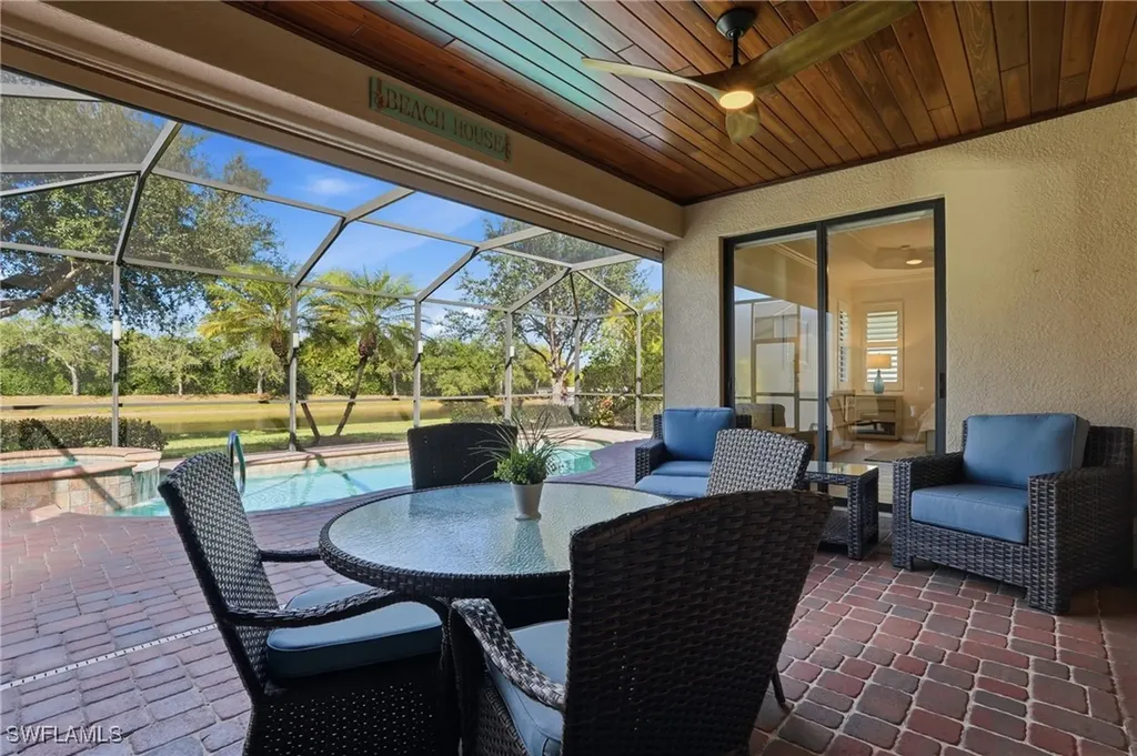 3022 Aviamar Circle Naples FL 34114