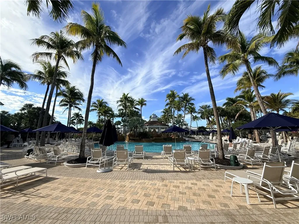 3022 Aviamar Circle Naples FL 34114