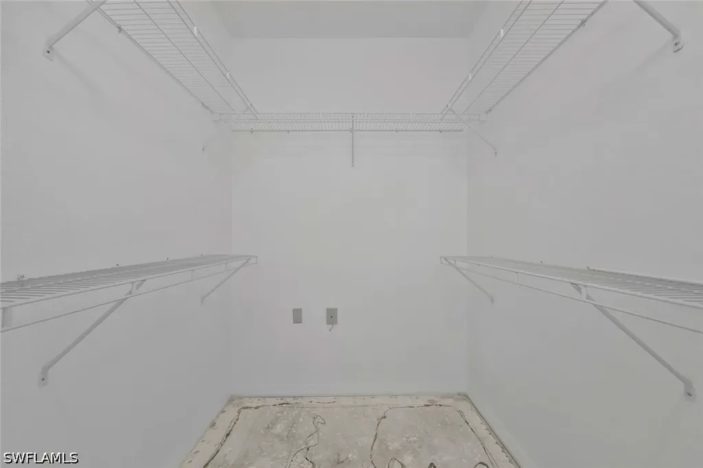 3420 W Crown Pointe Boulevard Naples FL 34112